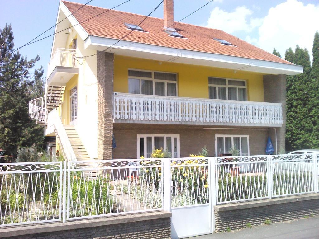 Napfeny Apartment Keszthely Exterior photo