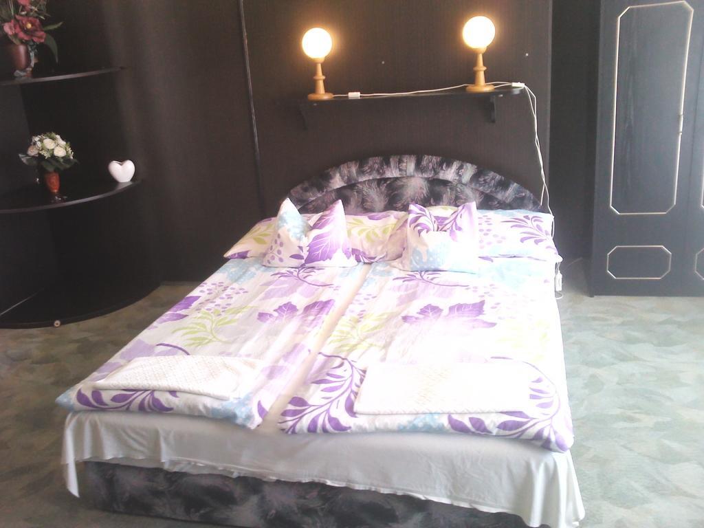 Napfeny Apartment Keszthely Room photo