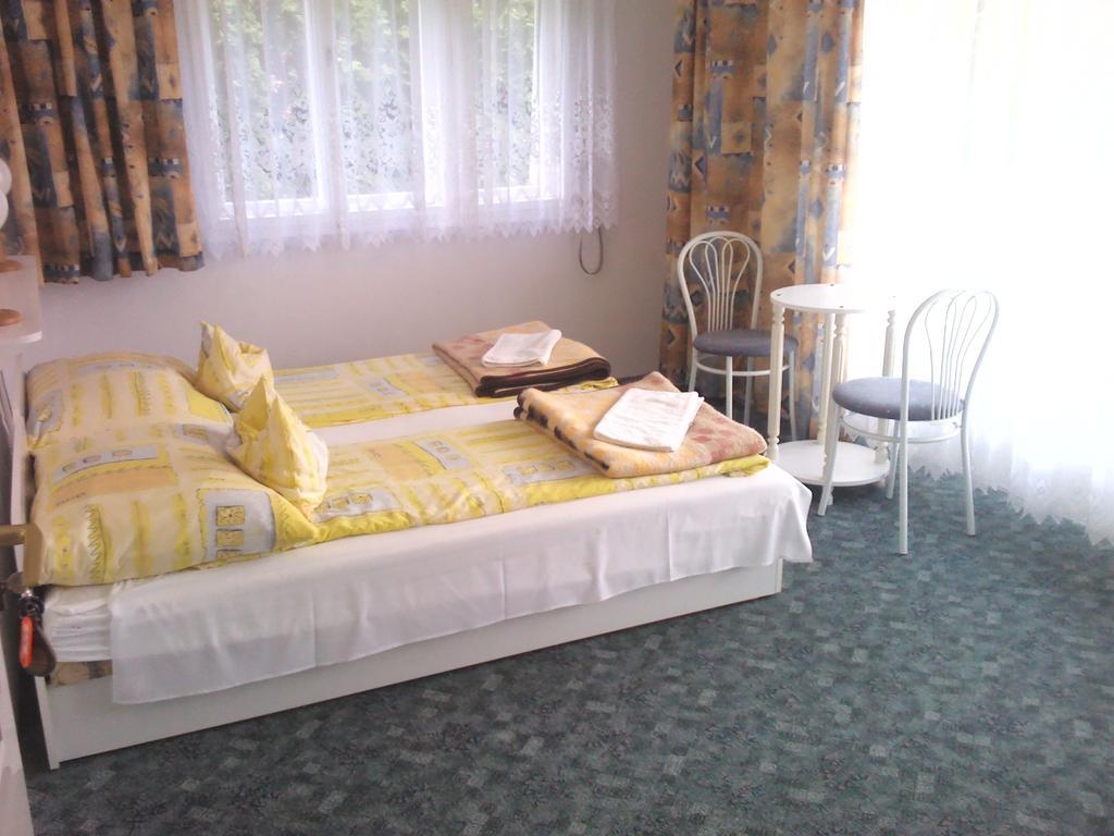 Napfeny Apartment Keszthely Room photo